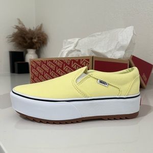 Brand New in Box Size 9 Platform Vans Light Green/Yellow Never Worn